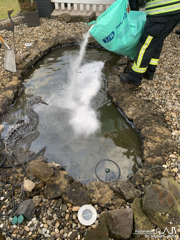 Öl auf Gewässer, Kantstraße (Hassel)