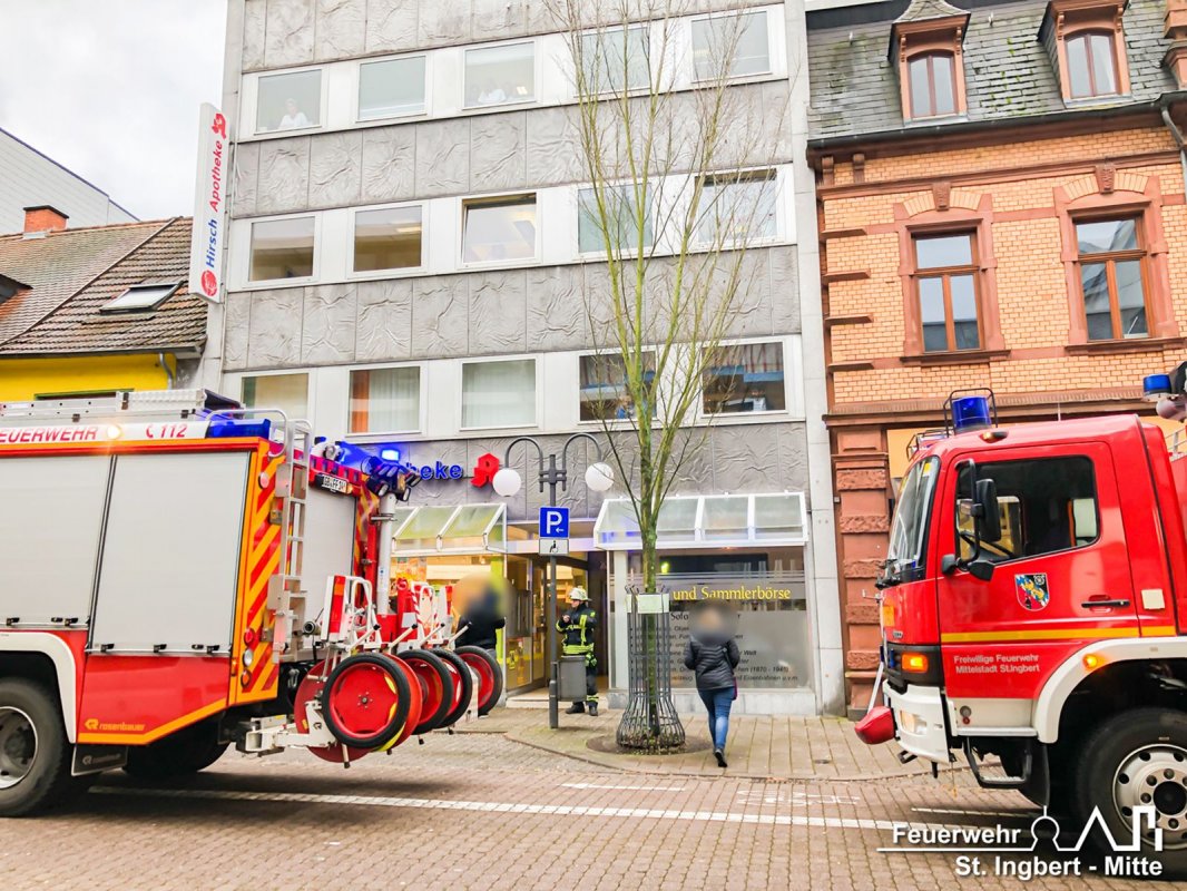 Person in Aufzug, Kaiserstraße