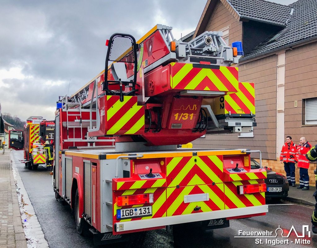 Alarm über Rauchmelder, Hauptstraße (Oberwürzbach)