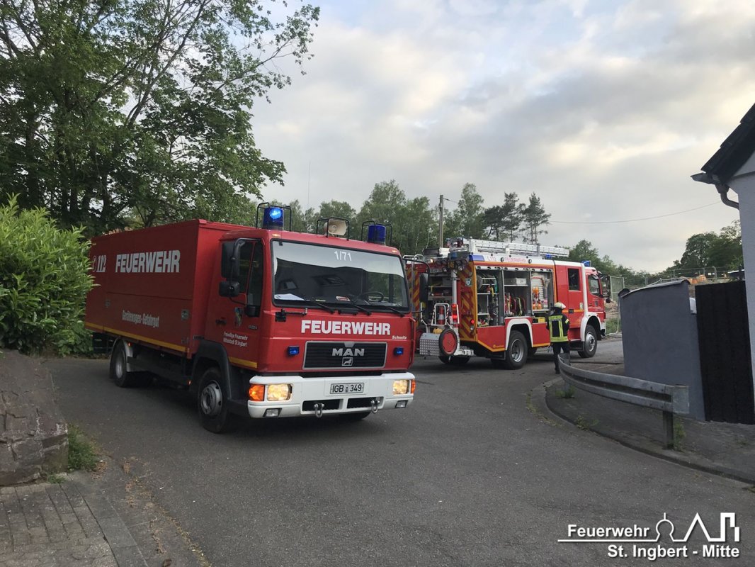 Auslaufende Betriebsstoffe, Neugasse