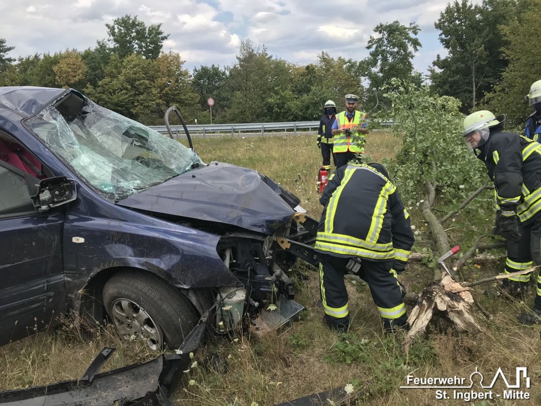 VU mit Person, AS IGB-Mitte BAB 6 FR MA -> SB