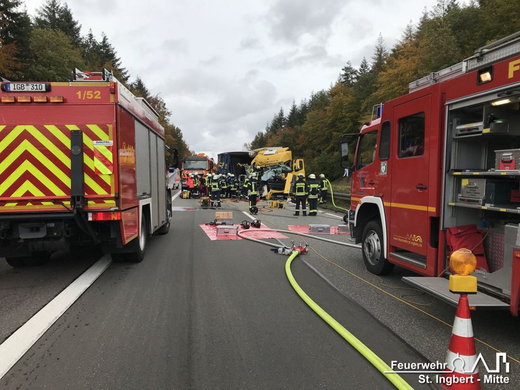 VU LKW mit Person, BAB 6 FR MA -> SB