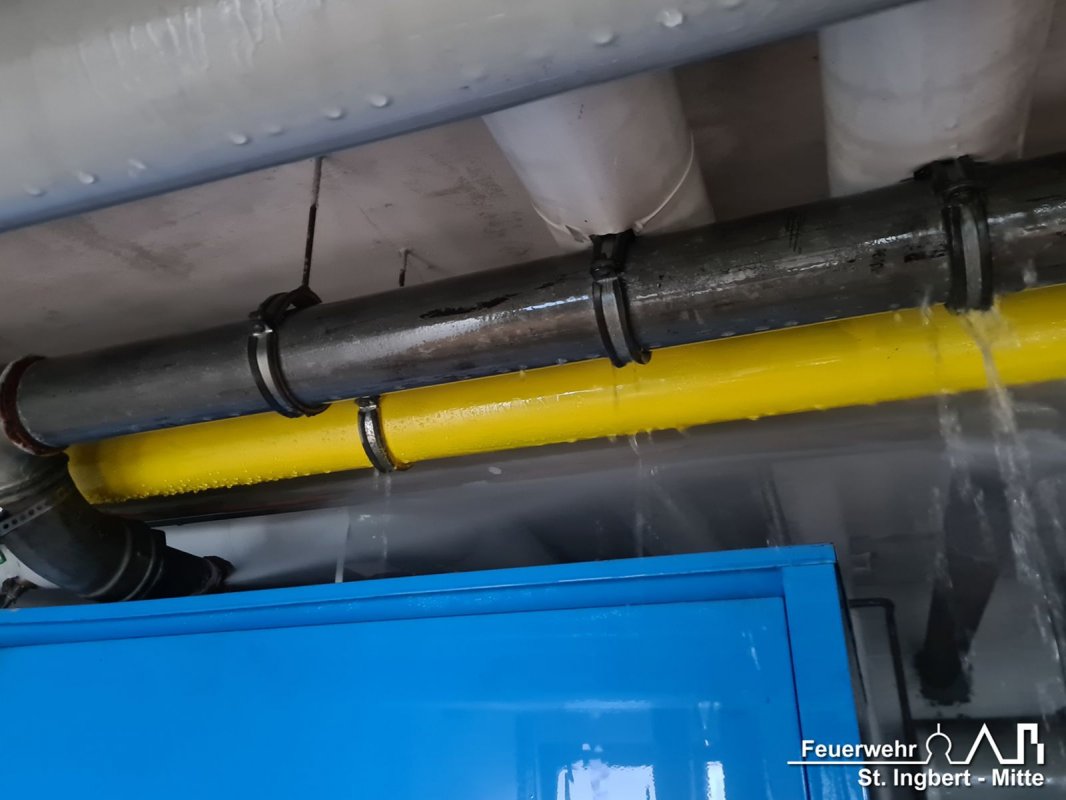 Wasserschaden, Am Güterbahnhof