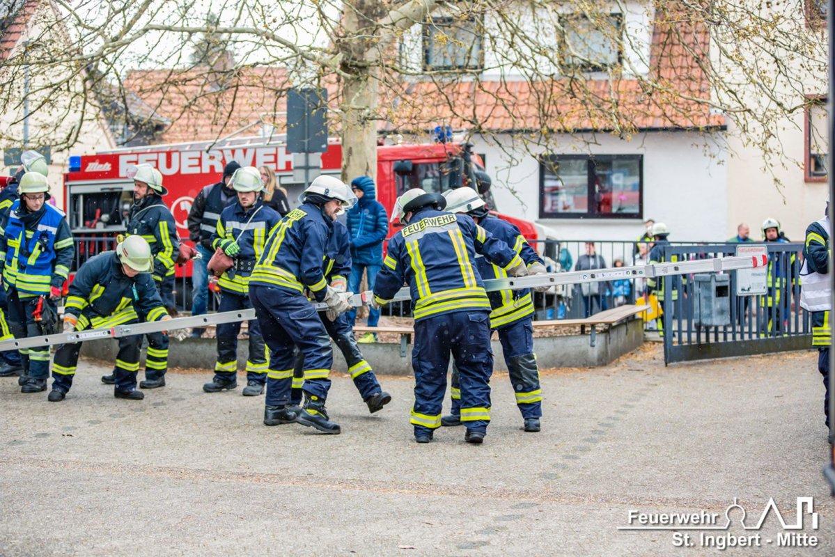 Gesamtstadtübung, Albertus-Magnus-Gymnasium