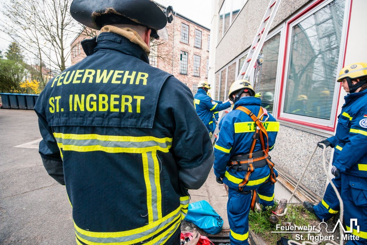 Gesamtstadtübung, Albertus-Magnus-Gymnasium