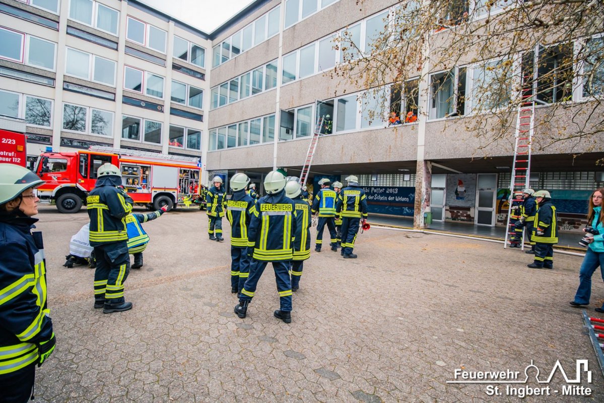 Gesamtstadtübung, Albertus-Magnus-Gymnasium