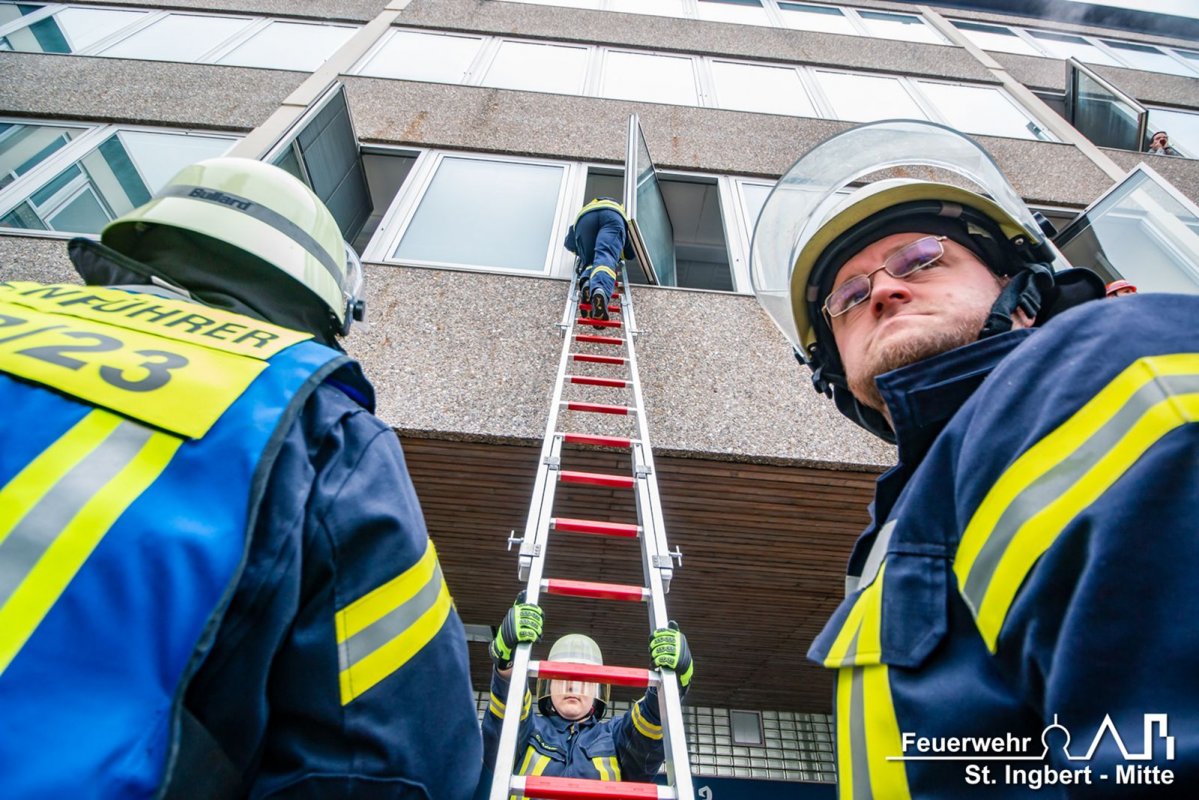 Gesamtstadtübung, Albertus-Magnus-Gymnasium