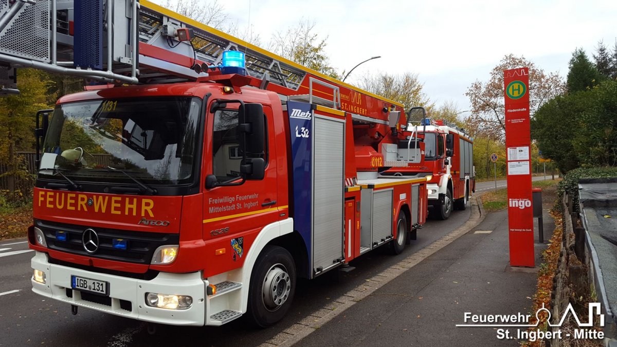 Baum droht, Fliederstraße