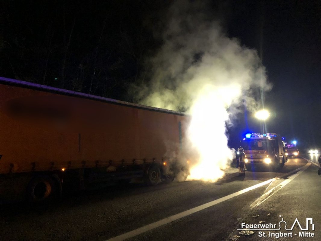 Brand Fahrzeug groß, BAB 6 FR SB->MA