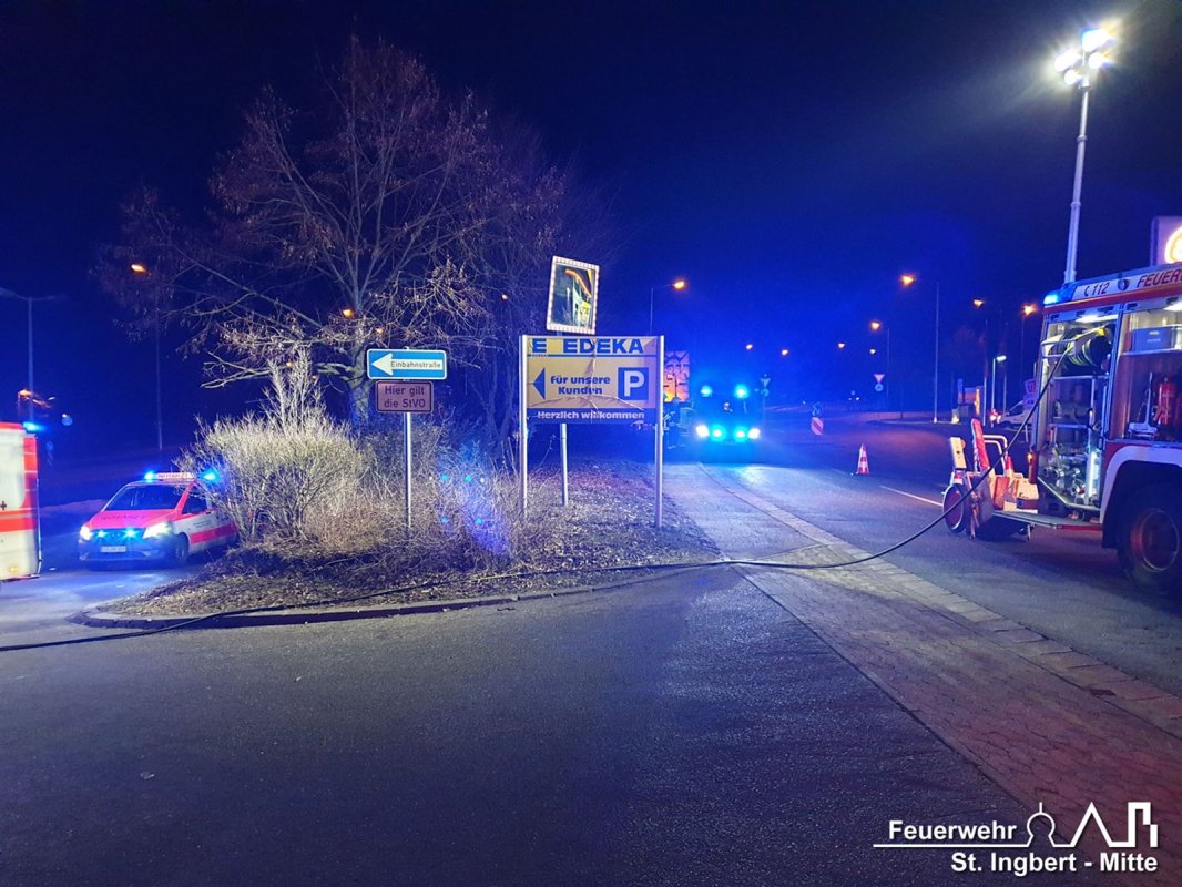 VU mit Person, Oststraße