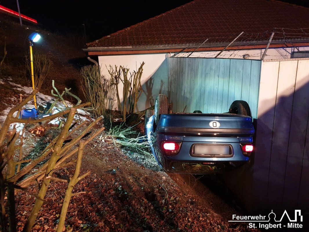 VU mit Person, Oststraße