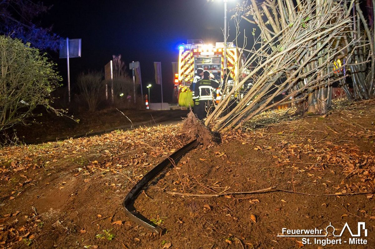 VU mit Person, Oststraße