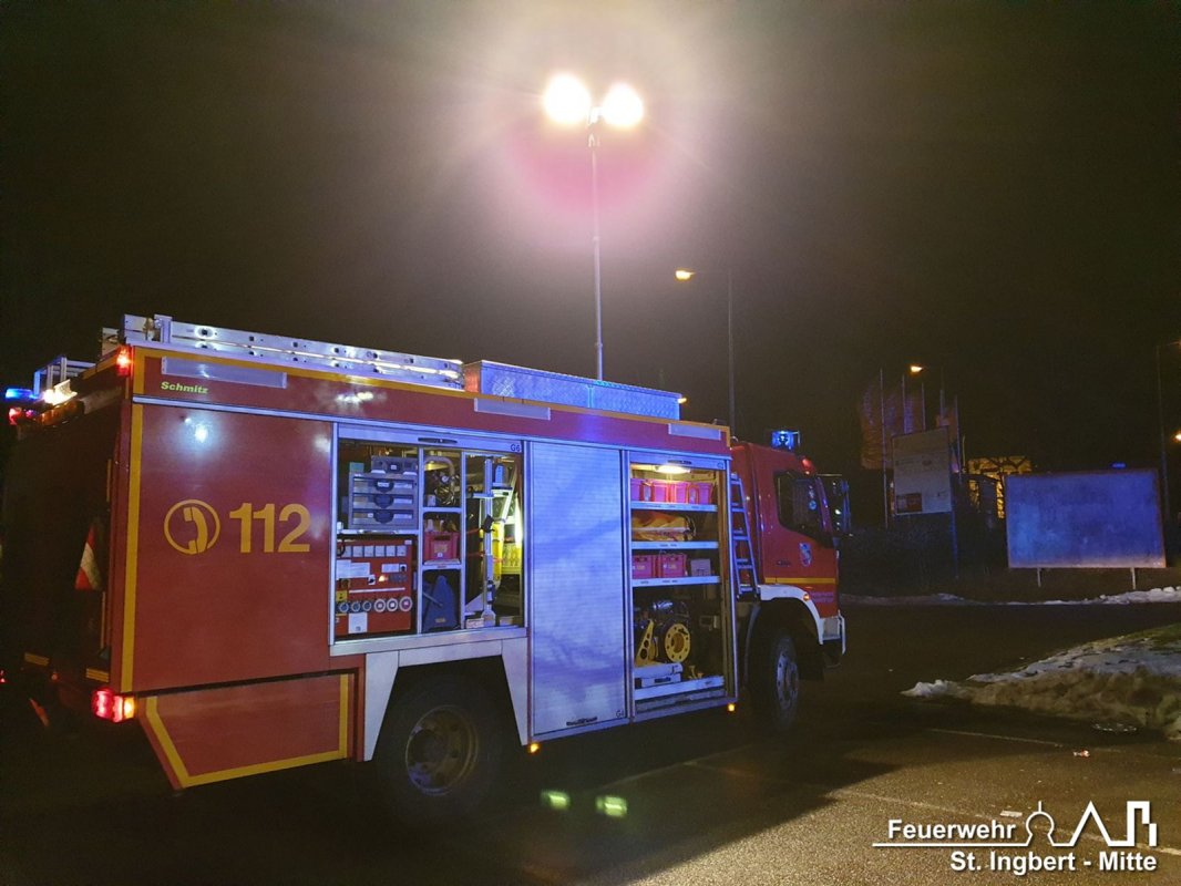 VU mit Person, Oststraße